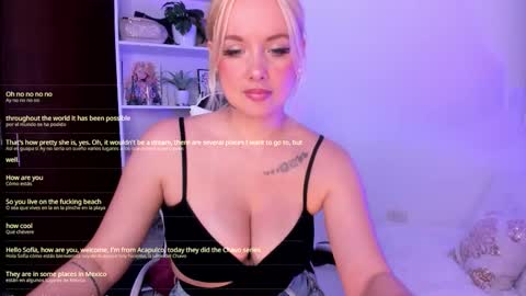 Snapshot of mila_violet chatting on 11.14.25 Mila online show from 11.14.25