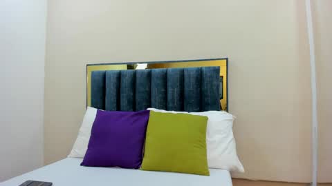 mila online show from 04.17.26