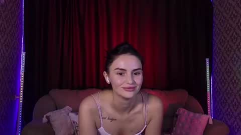 Snapshot of milaasweety chatting on 07.28.26 Mila online show from 07.28.26
