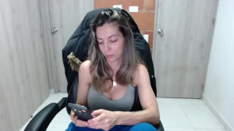 milacoxx8819 online show from 03.07.25