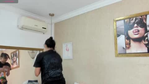 Snapshot of miladiosa chatting on 09.12.25 miladiosa online show from 09.12.25