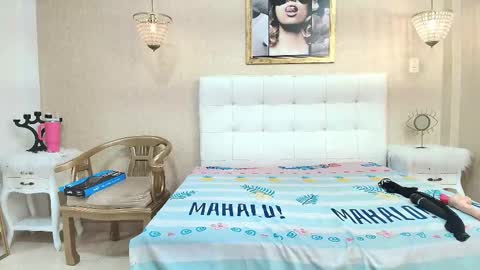 miladiosa online show from 02.26.26