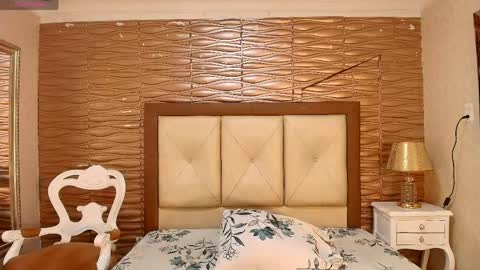 miladiosa online show from 04.16.26