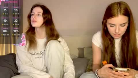 Snapshot of milaelin chatting on 07.19.26 Mila online show from 07.19.26