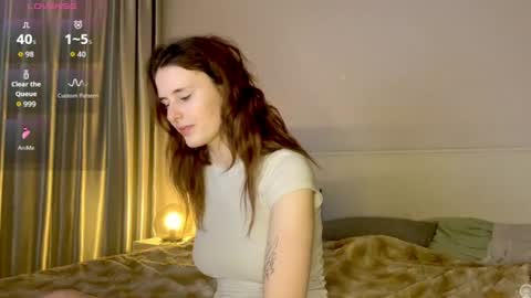 Snapshot of milaelin chatting on 07.23.26 Mila online show from 07.23.26