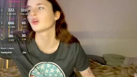 Snapshot of milaelin chatting on 07.24.26 Mila online show from 07.24.26