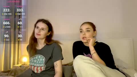 Snapshot of milaelin chatting on 07.28.26 Mila online show from 07.28.26