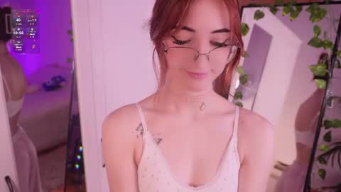 Snapshot of milaflameee_ chatting on 06.29.26 Mila . online show from 06.29.26