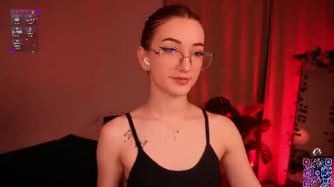 Snapshot of milaflameee_ chatting on 07.17.26 Mila . online show from 07.17.26