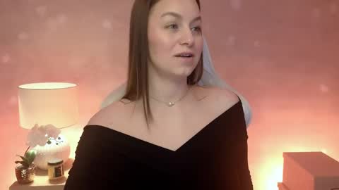 Snapshot of milafleur chatting on 05.12.26 Mila Fleur online show from 05.12.26