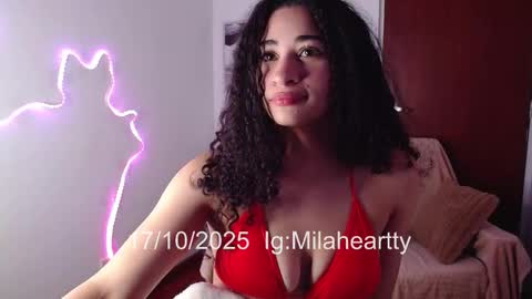 Snapshot of milah_hearrty chatting on 10.17.25 Milah online show from 10.17.25