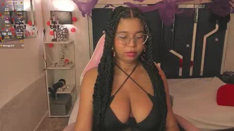 Milenna online show from 10.24.25