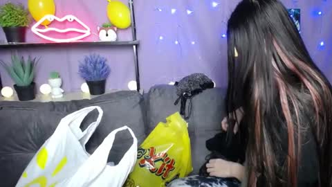 Milaloona online show from 01.23.25