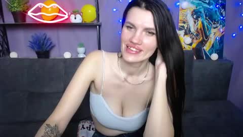 Milaloona online show from 01.27.25