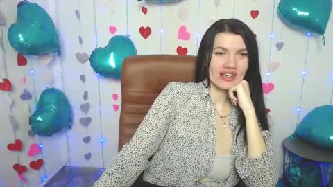 Milaloona online show from 02.20.25
