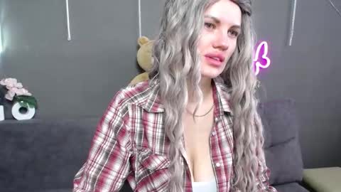 Milaloona online show from 03.26.26