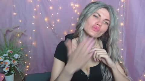 Milaloona online show from 04.17.26