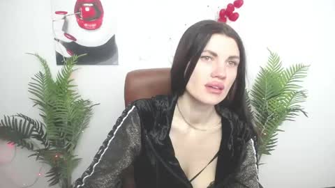 Snapshot of milaloona chatting on 05.03.26 Milaloona online show from 05.03.26