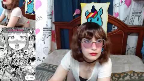 Snapshot of milalunala chatting on 10.15.25 Mila-Lunala online show from 10.15.25