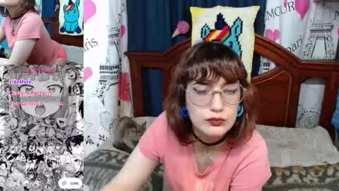 Snapshot of milalunala chatting on 10.18.25 Mila-Lunala online show from 10.18.25