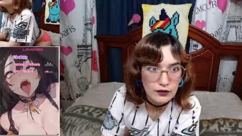 Snapshot of milalunala chatting on 11.10.25 Mila-Lunala online show from 11.10.25