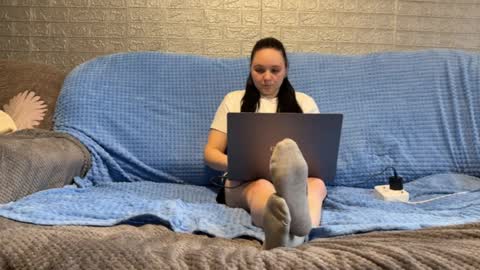 milamisss online show from 04.12.26