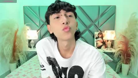 milan_lewiss online show from 04.16.26