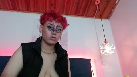 Snapshot of milan_rf chatting on 01.06.25 MILAN online show from 01.06.25