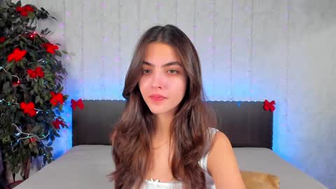 Milana online show from 01.12.25
