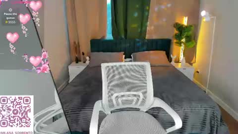 Snapshot of milana_sorrento chatting on 07.29.26 Milana online show from 07.29.26