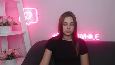 milanaangelas online show from 02.02.25