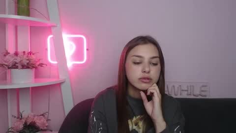 Snapshot of milanaangelas chatting on 11.03.25 milanaangelas online show from 11.03.25