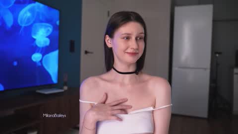 Snapshot of milanabaileys chatting on 09.30.25 Milana online show from 09.30.25