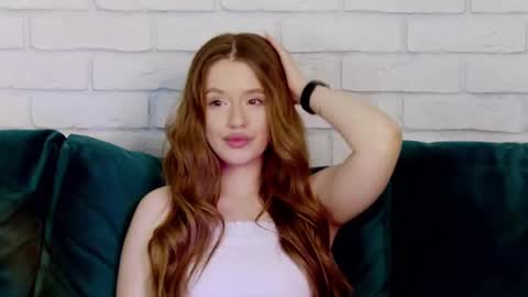 MilanaBalmain online show from 02.18.25