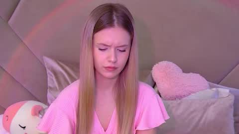 MilanaBalmain online show from 10.21.25