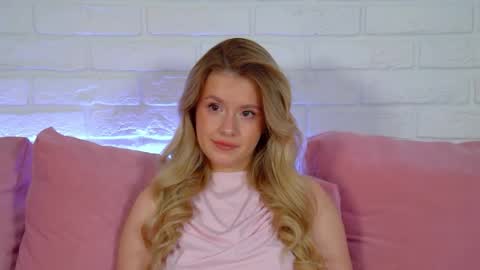 MilanaBalmain online show from 04.11.26