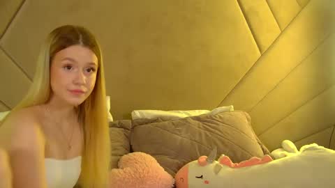 MilanaBalmain online show from 05.17.26