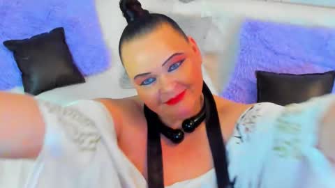 Lana online show from 02.17.25