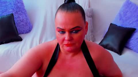 Lana online show from 02.24.25