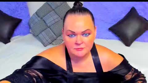 Lana online show from 11.03.25