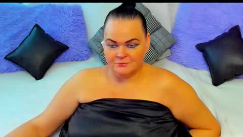 Lana online show from 11.19.25