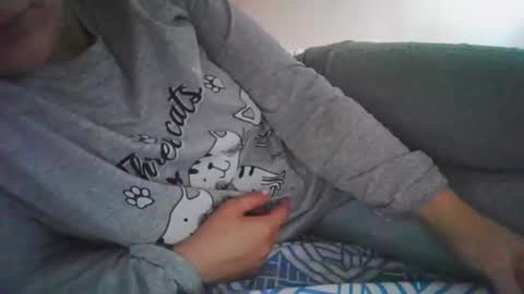 Snapshot of milanako chatting on 02.02.25 milanako online show from 02.02.25