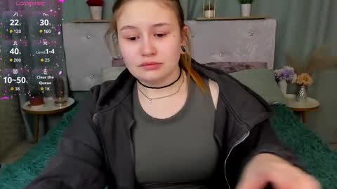 milanaxhoney online show from 02.23.26