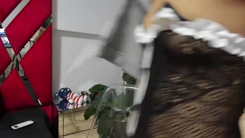 Snapshot of milanhtx2 chatting on 10.20.25 milanx2 online show from 10.20.25