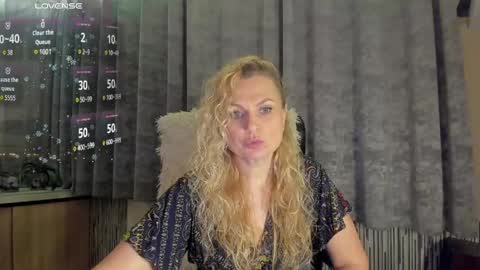 Snapshot of milanna_x chatting on 05.15.26 milanna_x online show from 05.15.26