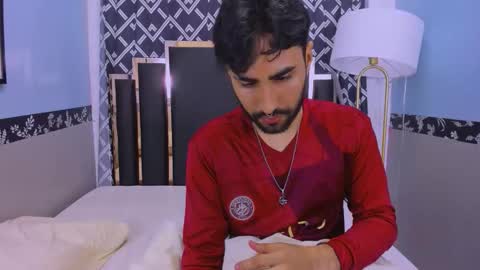 milanzaire online show from 10.24.25