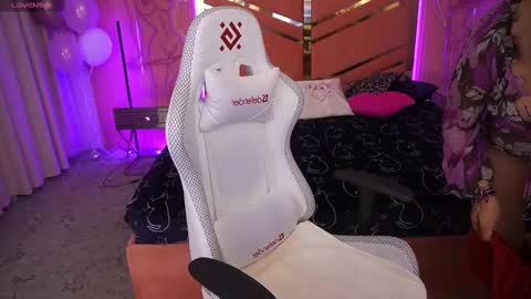 milaskyy online show from 02.23.25