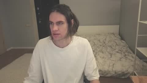 Mila online show from 02.12.26