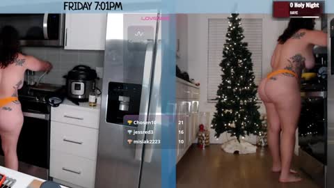 Snapshot of milavalentinax chatting on 12.14.24 Mila Valentina online show from 12.14.24