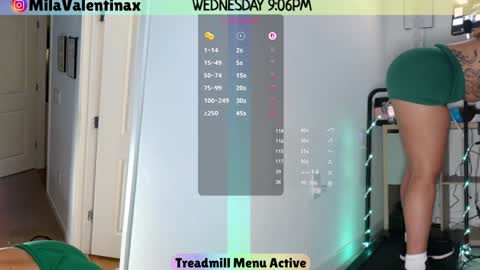 Snapshot of milavalentinax chatting on 09.11.25 Mila Valentina online show from 09.11.25